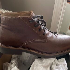 Boys/men’s size 8 Dress Shoes